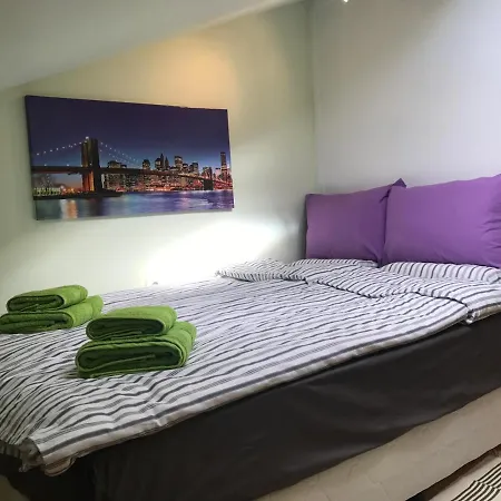 Apartment The Backpacker's Spot - Bus & Railway Station Gem By Flat Mаnager Sofia